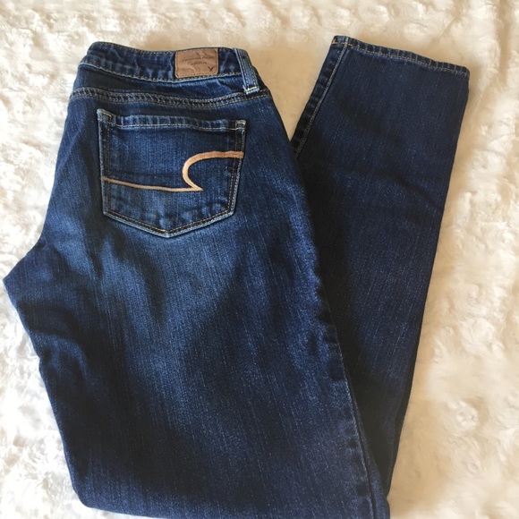 American Eagle Outfitters Denim - American Eagle stretch skinny jeans. Size 4